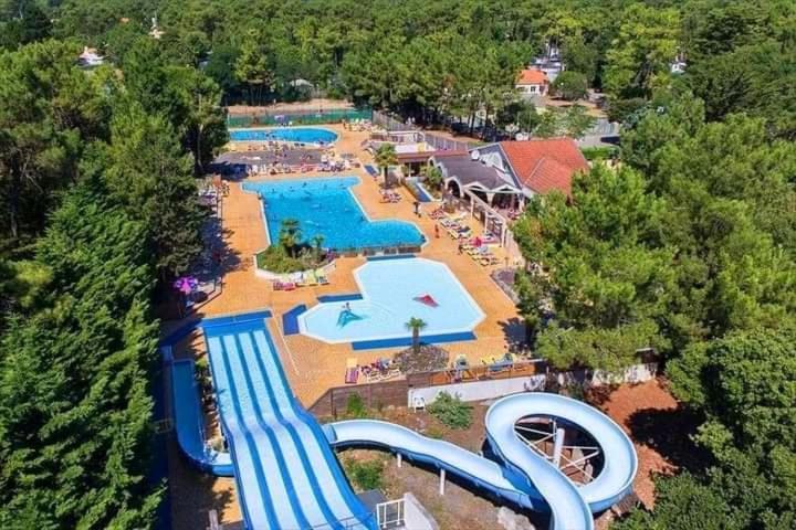 Mobilhome Camping Proche Des Plages Saint-Jean-de-Monts Esterno foto