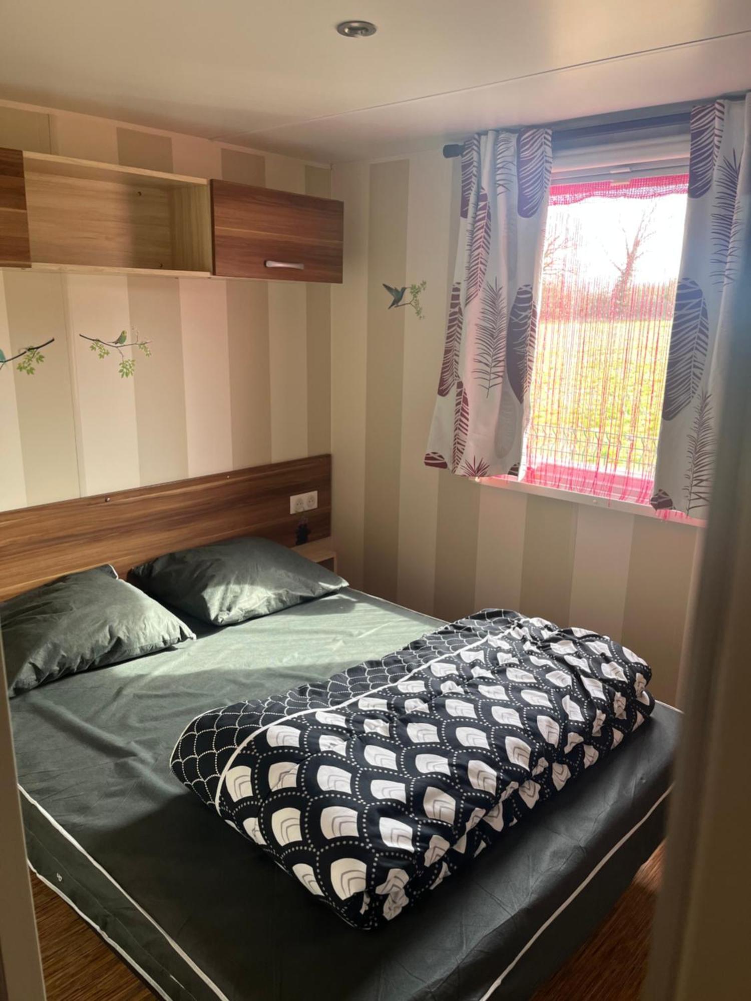 Mobilhome Camping Proche Des Plages Saint-Jean-de-Monts Esterno foto